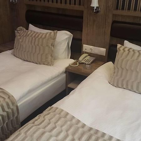 Vera Hotel Bandırma Buitenkant foto