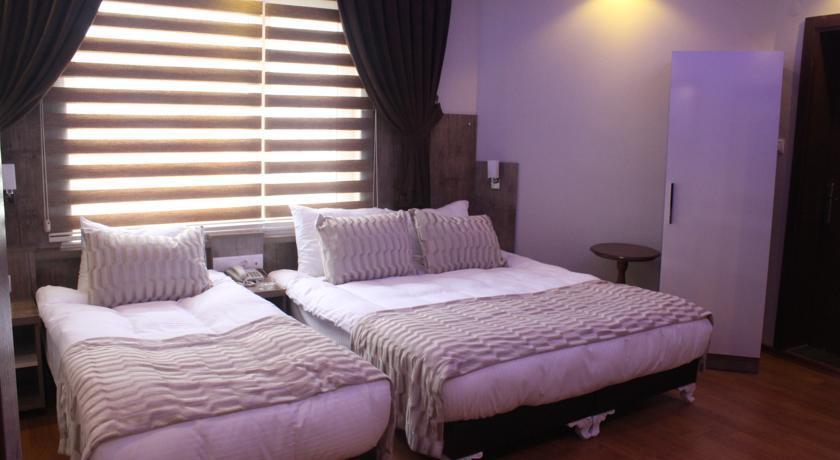 Vera Hotel Bandırma Buitenkant foto