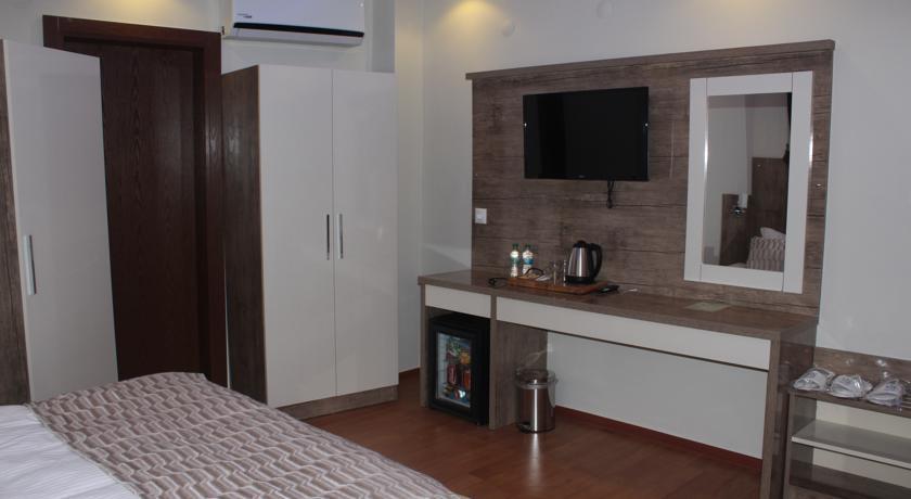 Vera Hotel Bandırma Buitenkant foto