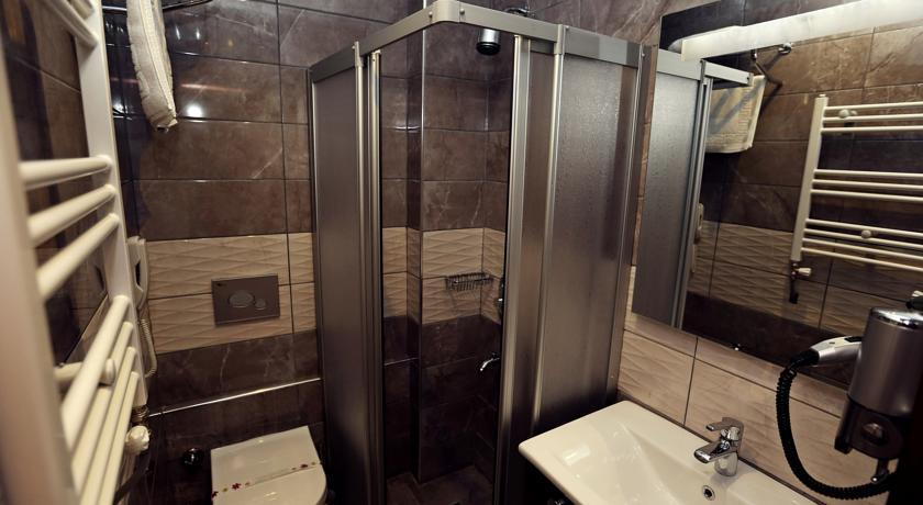 Vera Hotel Bandırma Buitenkant foto